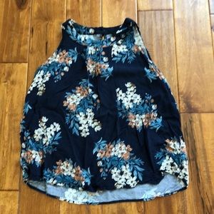 Alice blue medium tank